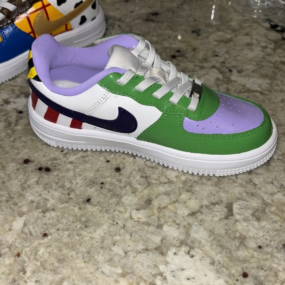 Nike Air Force 1 - Picture 3 of 8